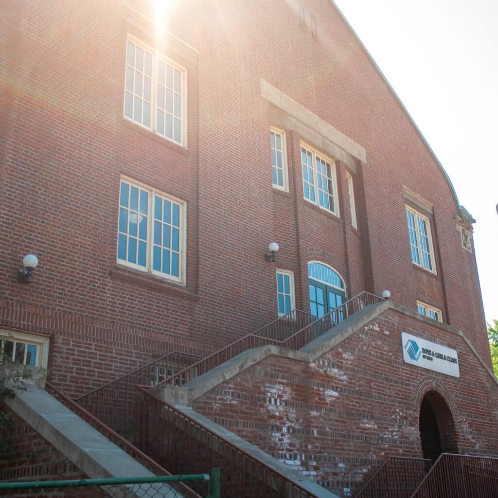 A picture of the Boys & Girls club of Bend red brick building
